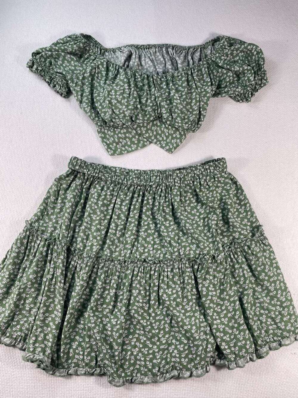 LYANER XL Green Floral Off Shoulder Crop Top Tiered Skirt 2 Piece Set